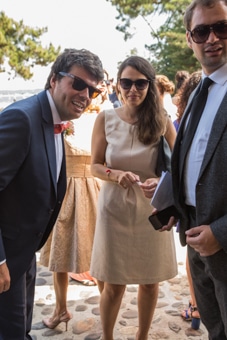 © Nicolas Gornas photographe mariage cap-ferret : sortie d'église