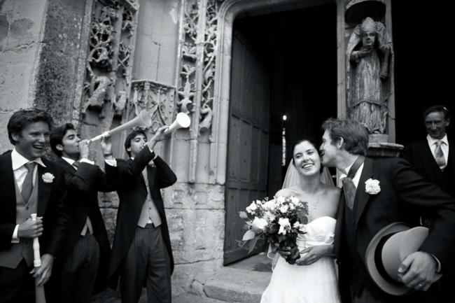 © Nicolas Gornas Sortie d'église des mariés en musique